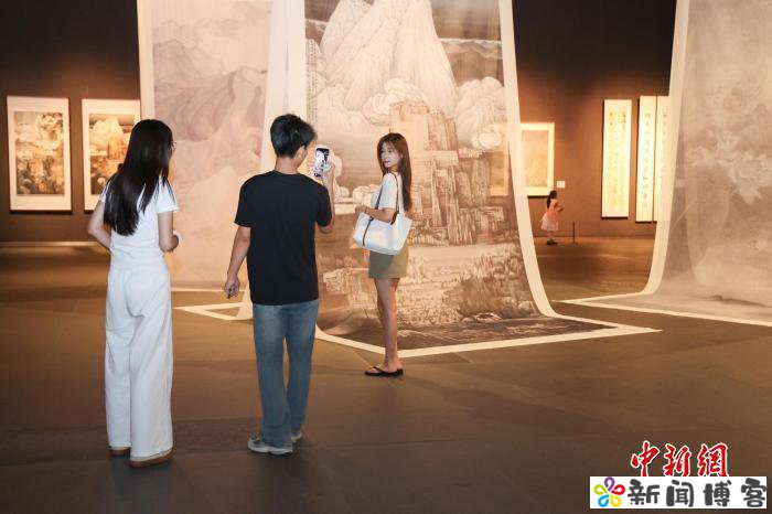 鲁苏联动举办书画新展 南北艺术碰撞火花